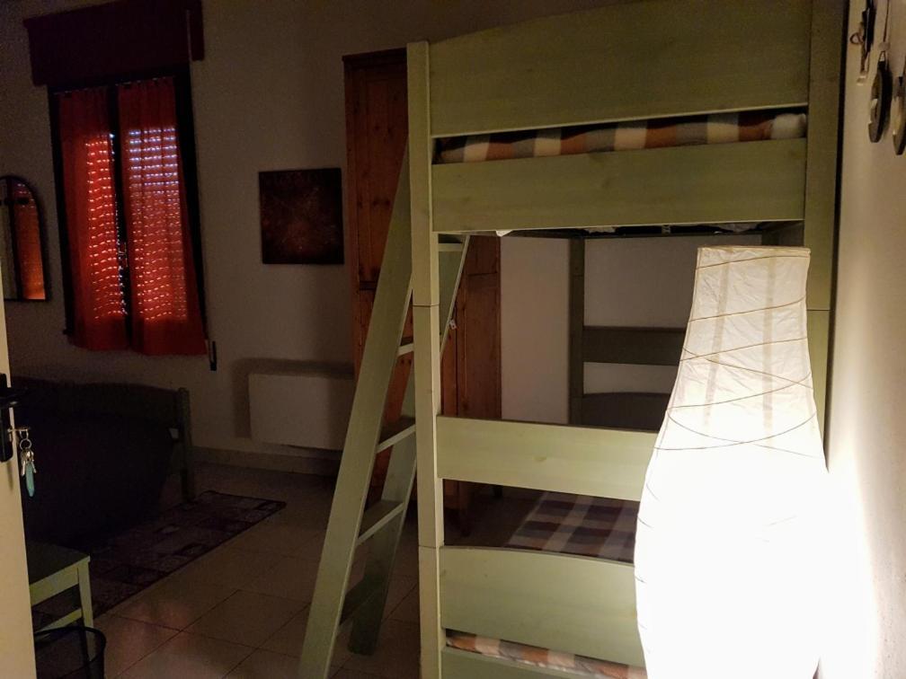 מונטניאנה Ostello Citta' Murata מראה חיצוני תמונה